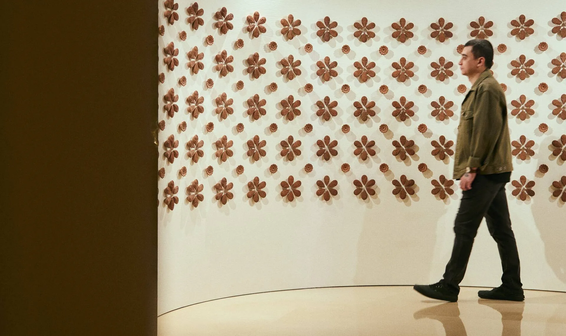 Hotel Art Commissions: A Peninsula Work Reaches the V&A