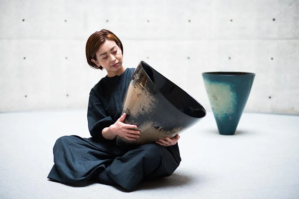 Contemporary Japanese Lacquer: Mayu Nakata's 40-Layer Kinma