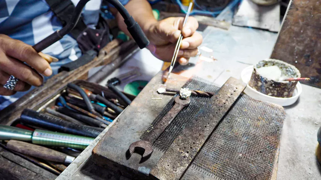 Metal Engraving (Chokin): Techniques, Creation Methods, and Tools - A Complete Beginner's Guide