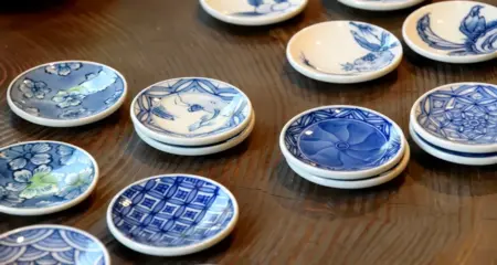 What is Mikawachi Porcelain? A Detailed Guide to 400 Years of Traditional White Porcelain and Blue-and-White Painting Beauty