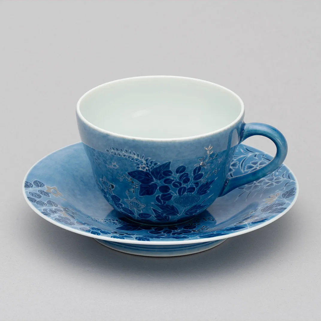 色絵吹墨墨はじき秋草文碗皿 / 十四代 今泉 今右衛門