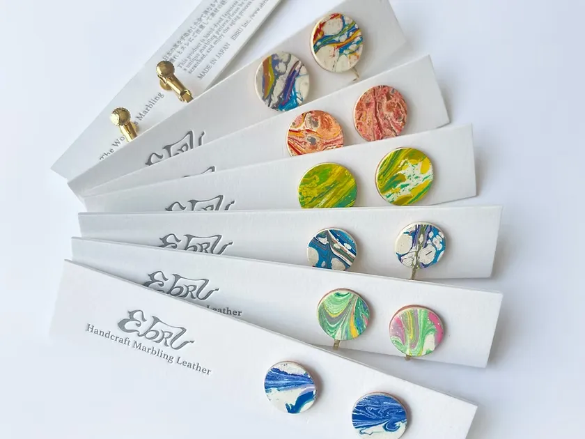 マーブリングレザー